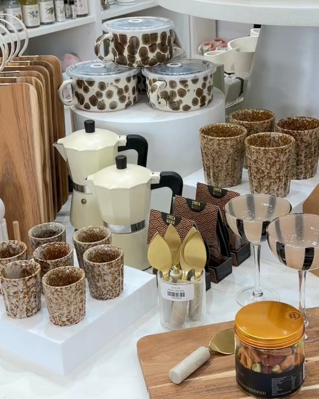 Kitchen & Servingware – Your Collection Boutique