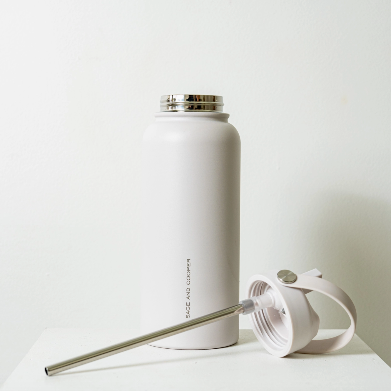 Sage & Cooper Insulated Drink Bottle White