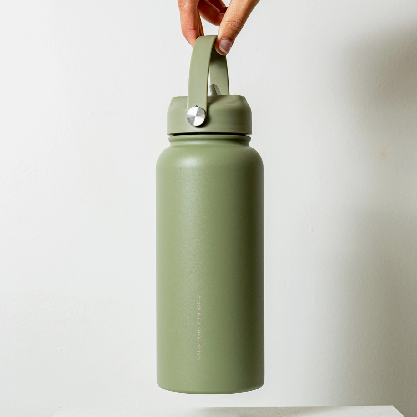 Sage & Cooper Insulated Drink Bottle Olive