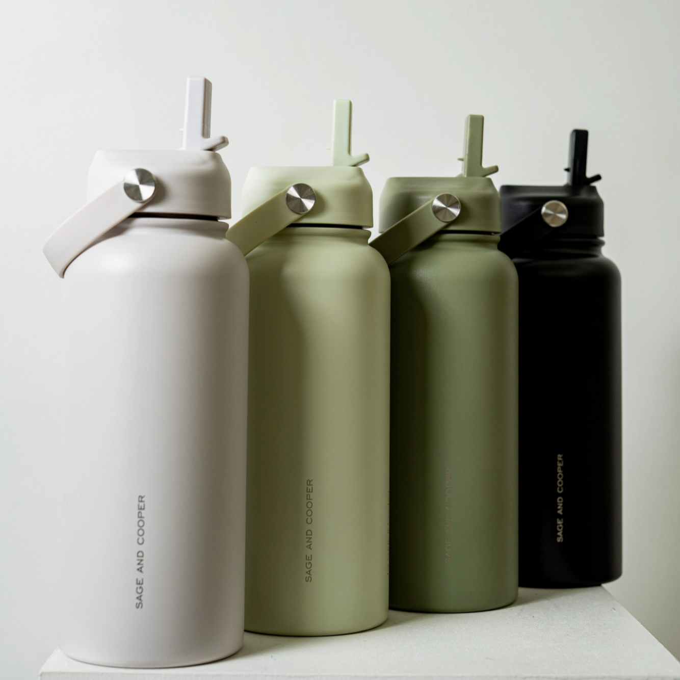 Sage & Cooper Insulated Drink Bottle Black